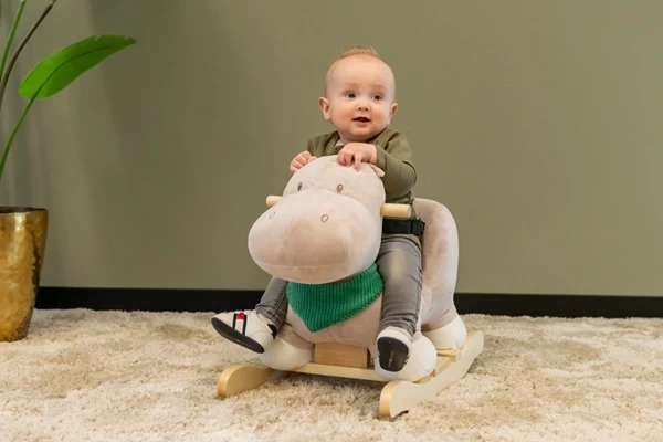 Noud ist 1 Jahr alt und 70 cm groß