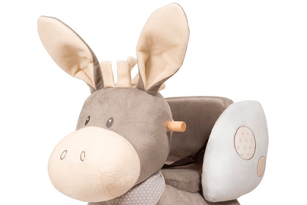 Dieser süße Plüsch Esel ist kuschelweich.