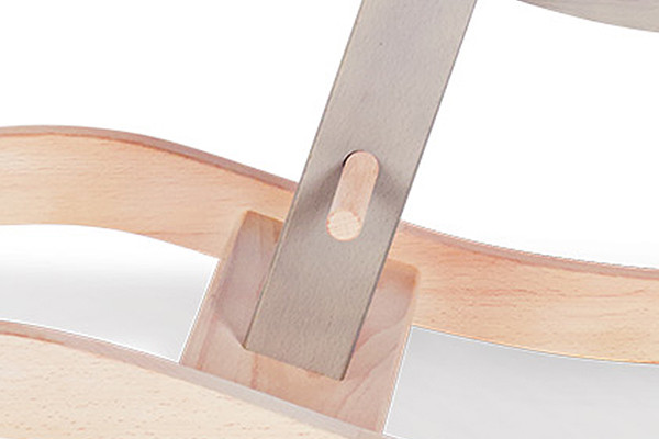 Fußstützen aus Holz.