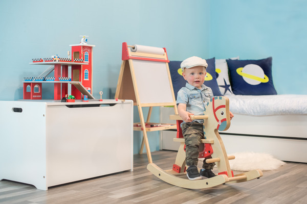 Jack ist 1 Jahre und hat eine Länge von 78 cm.