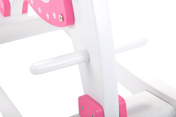 Praktisch: Fußstützen bieten extra Halt.