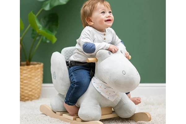 Sitz mit Sicherheitsgurt